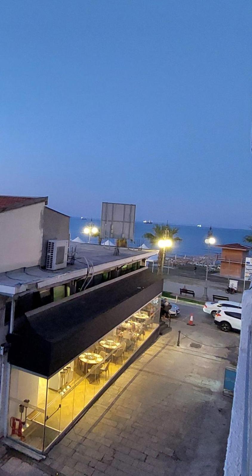 Paradise By The Sea Larnaca Ngoại thất bức ảnh
